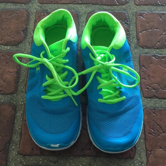 Tennis shoes. - Picture 2 of 3